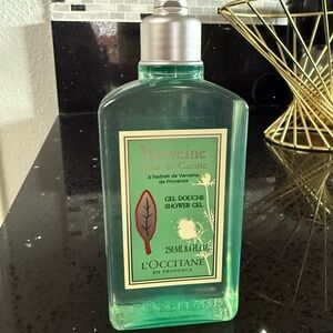 L'OCCITANE Verbena Shower Gel - Light Green